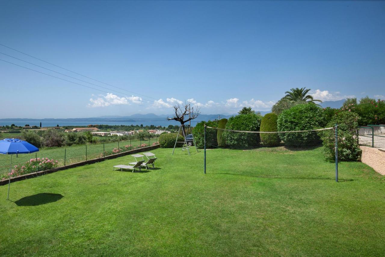 Apartment Prefontana With Pool Bardolino Bagian luar foto